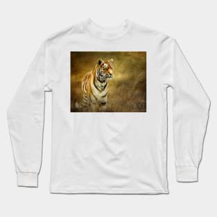 Tiger in the grass Long Sleeve T-Shirt